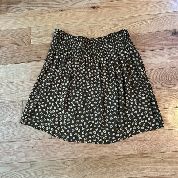 Madewell Mini Skirt - Picture 2 of 4